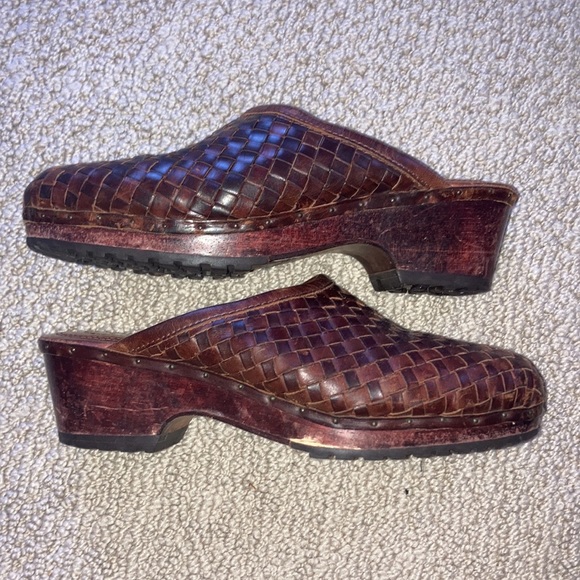 Cole Haan Country Clogs - Picture 6 of 11